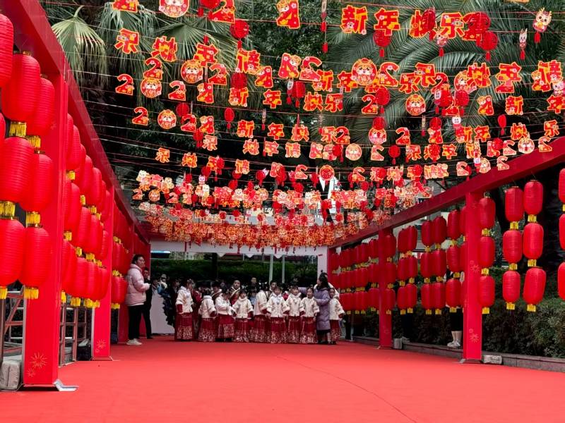 平塘县文化资源深度挖掘：构建具有城市辨识度的文旅内容矩阵
